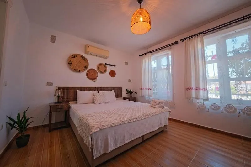 Mor Salkım Konağı Otel Alaçatı 0*,